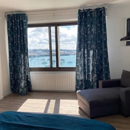 Cote Port Apartment Granville